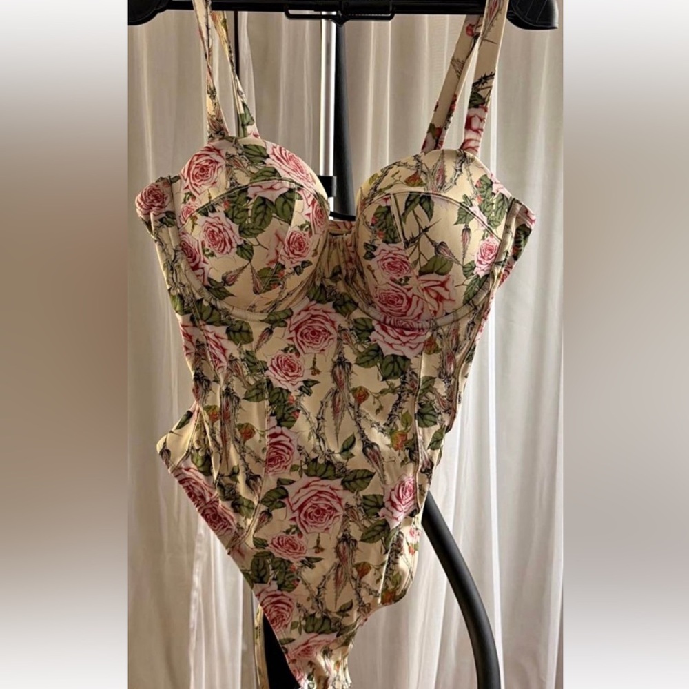 TA3 High Cut Thorny Brazilian bombshell  swimsuit size XL R/L torso Cup C-DD - Picture 6 of 9